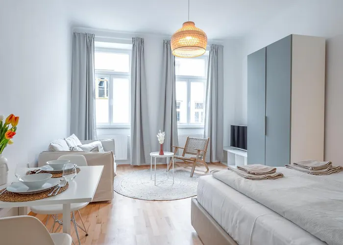 City Apartments Vienna Apartment *